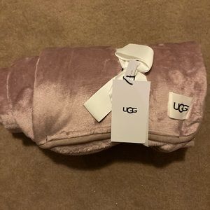UGG Home Collection Duffield Throw